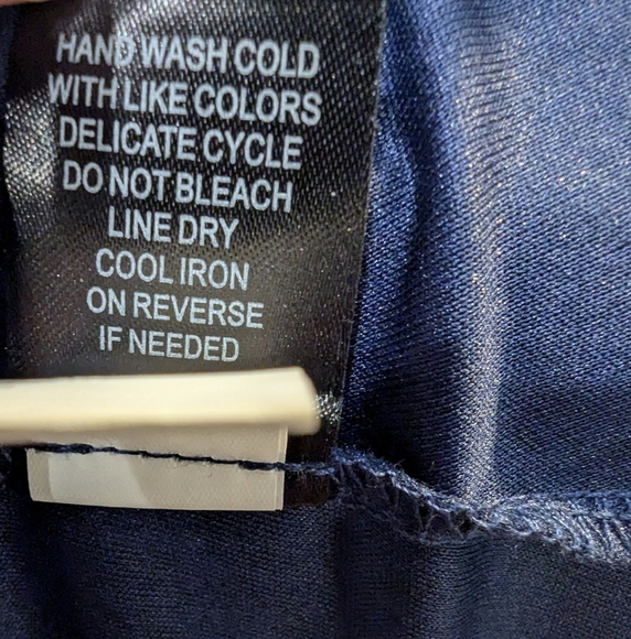 NWT Torrid elegant full tulle skirt with lining Blue 1x - Picture 8 of 13